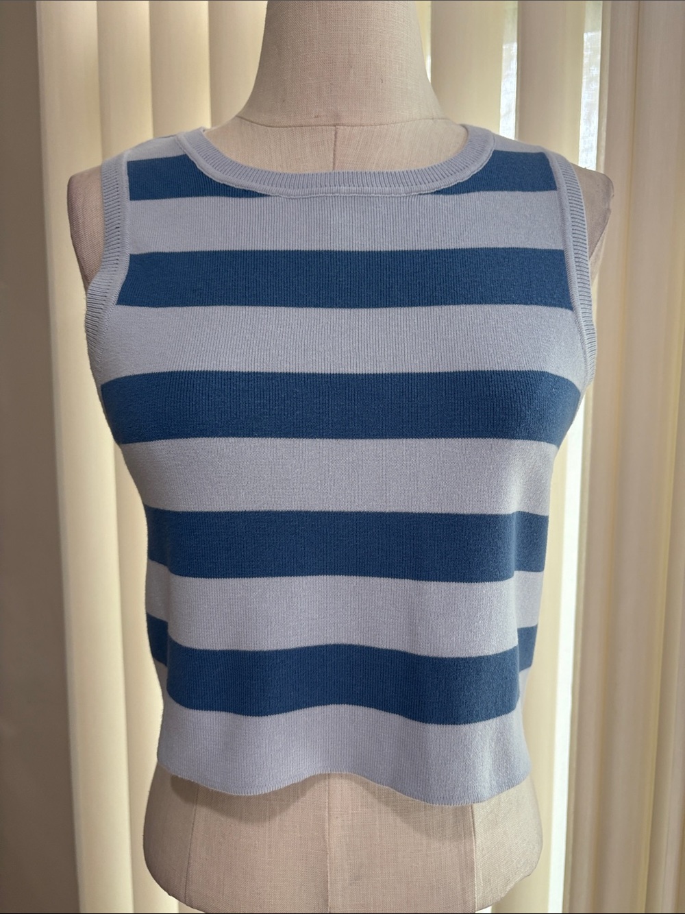 DKNY Striped Sleeveless sweater knit cotton  Tank cropped Blue Light Blue NWOT M